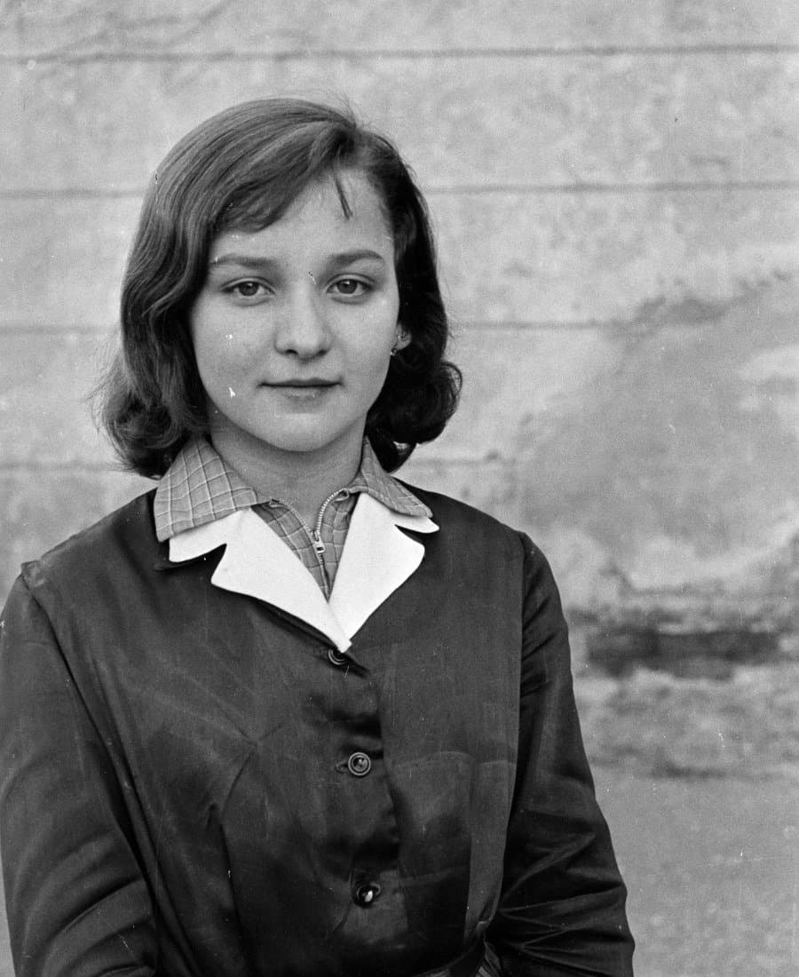 Babcia jako uczennica – oryginalne zdjęcie